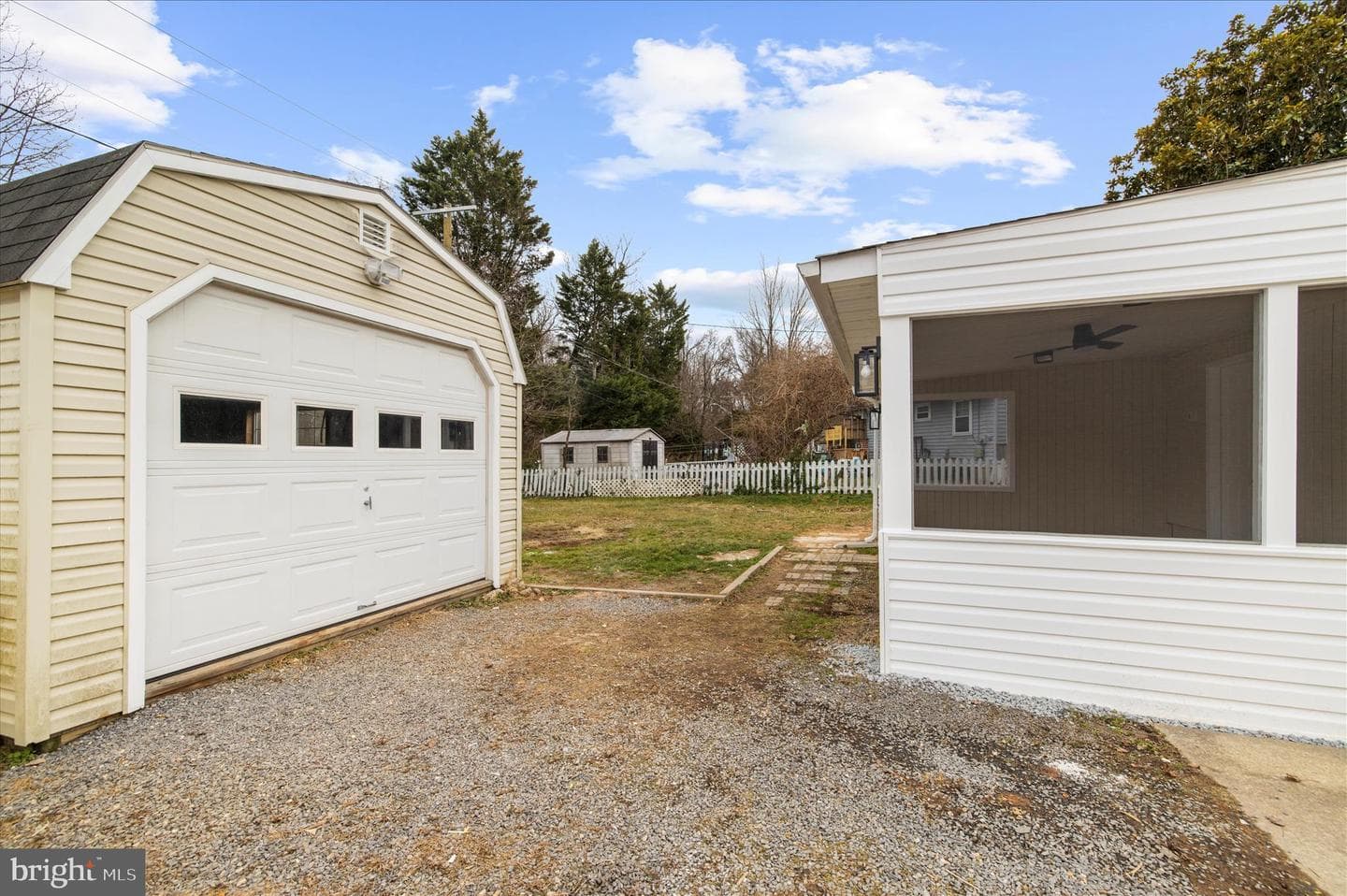 7831 Overhill Road photo 35