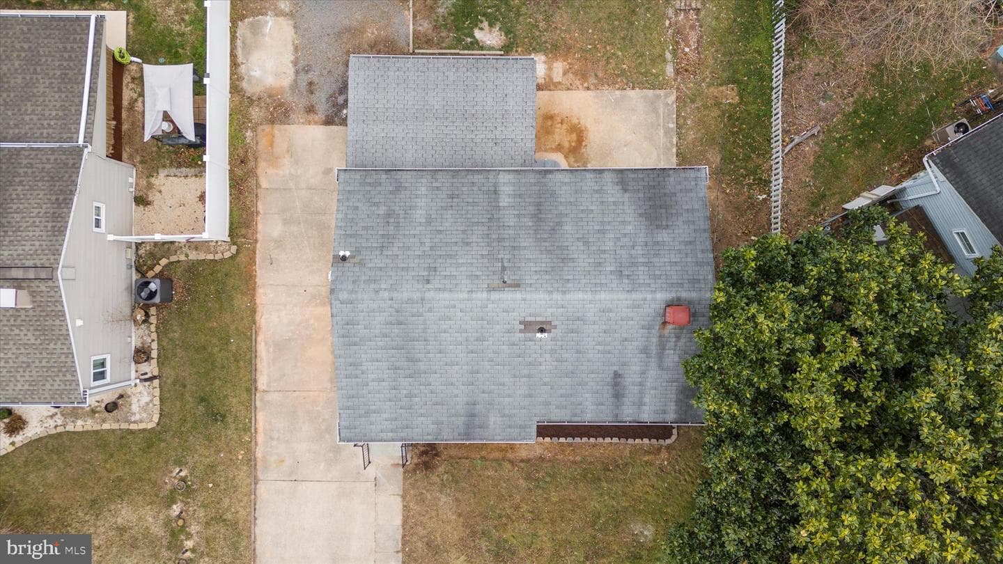 7831 Overhill Road photo 43