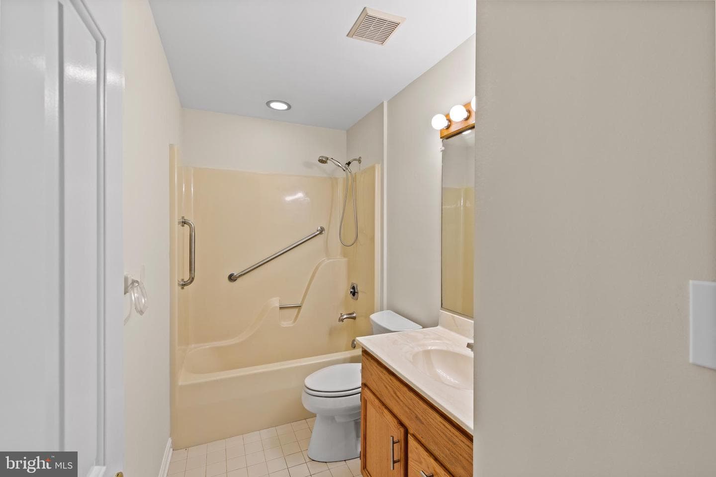 105 Wallace Manor Road photo 22