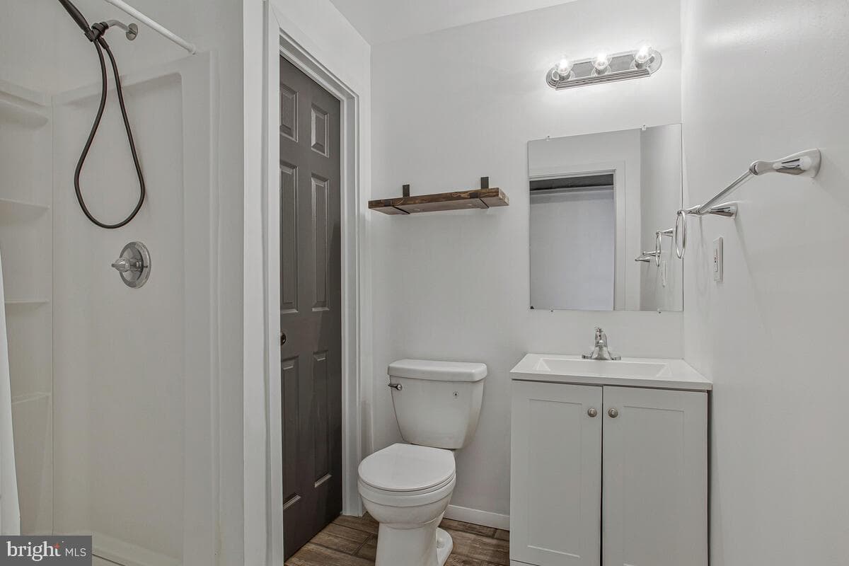 7759 Glen Avenue photo 22