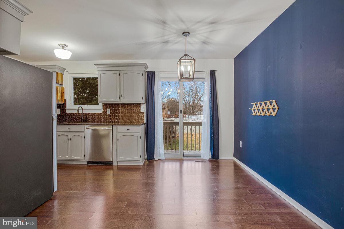 7759 Glen Avenue photo 8