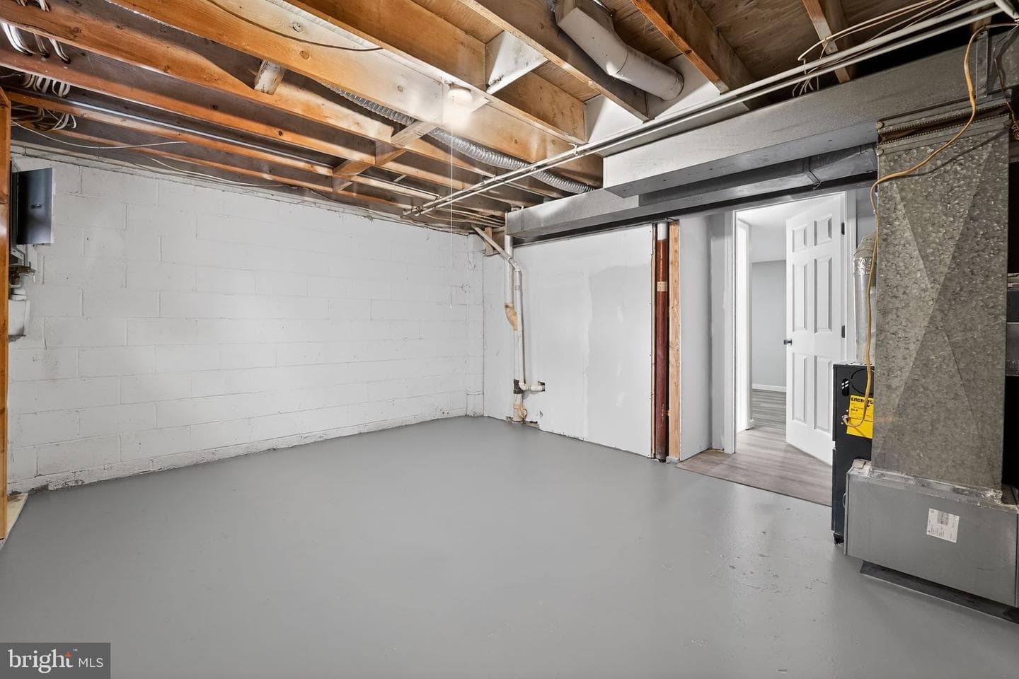 8210 Tomlinson Court photo 29
