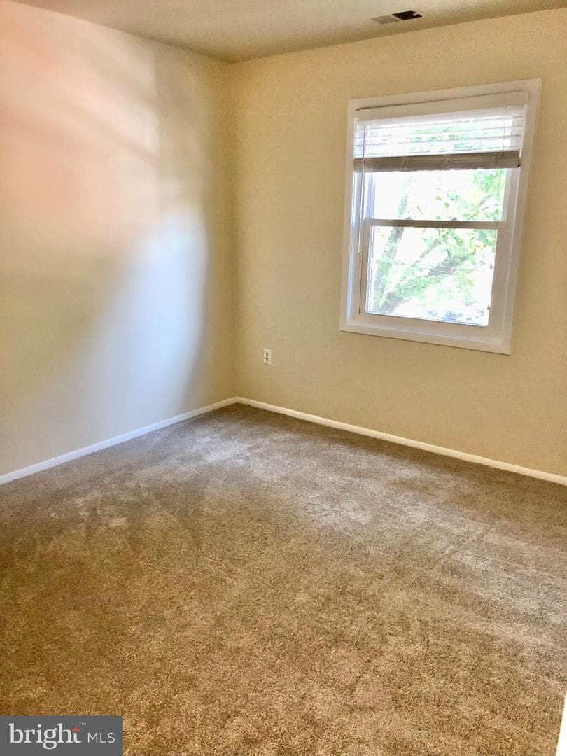 1681 Yorktown Court photo 14