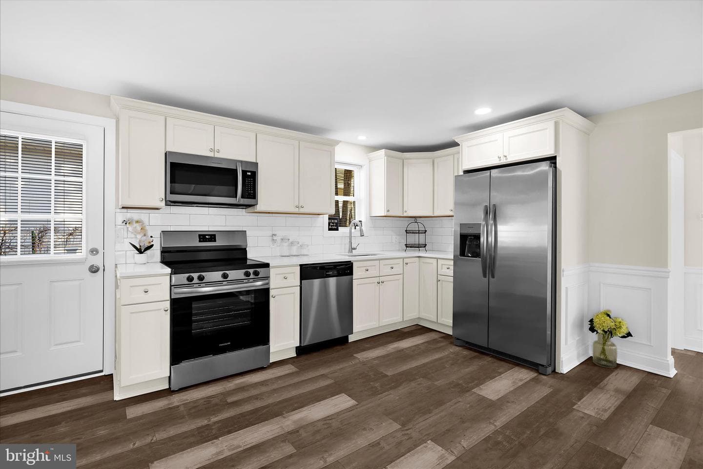 7815 East Road photo 14
