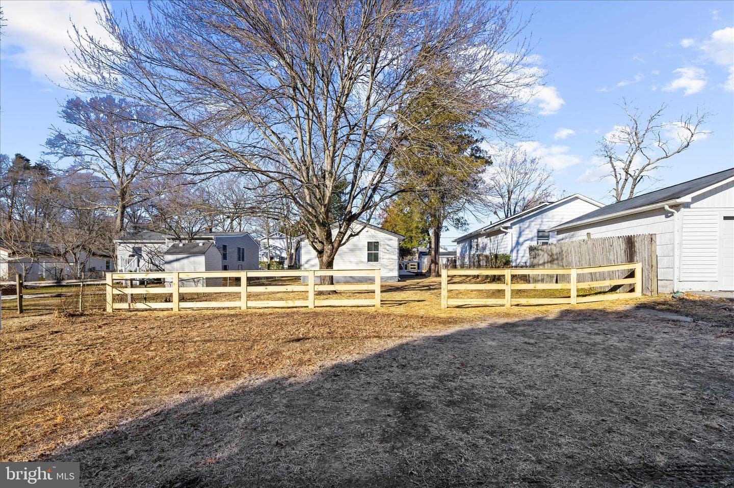 7815 East Road photo 30