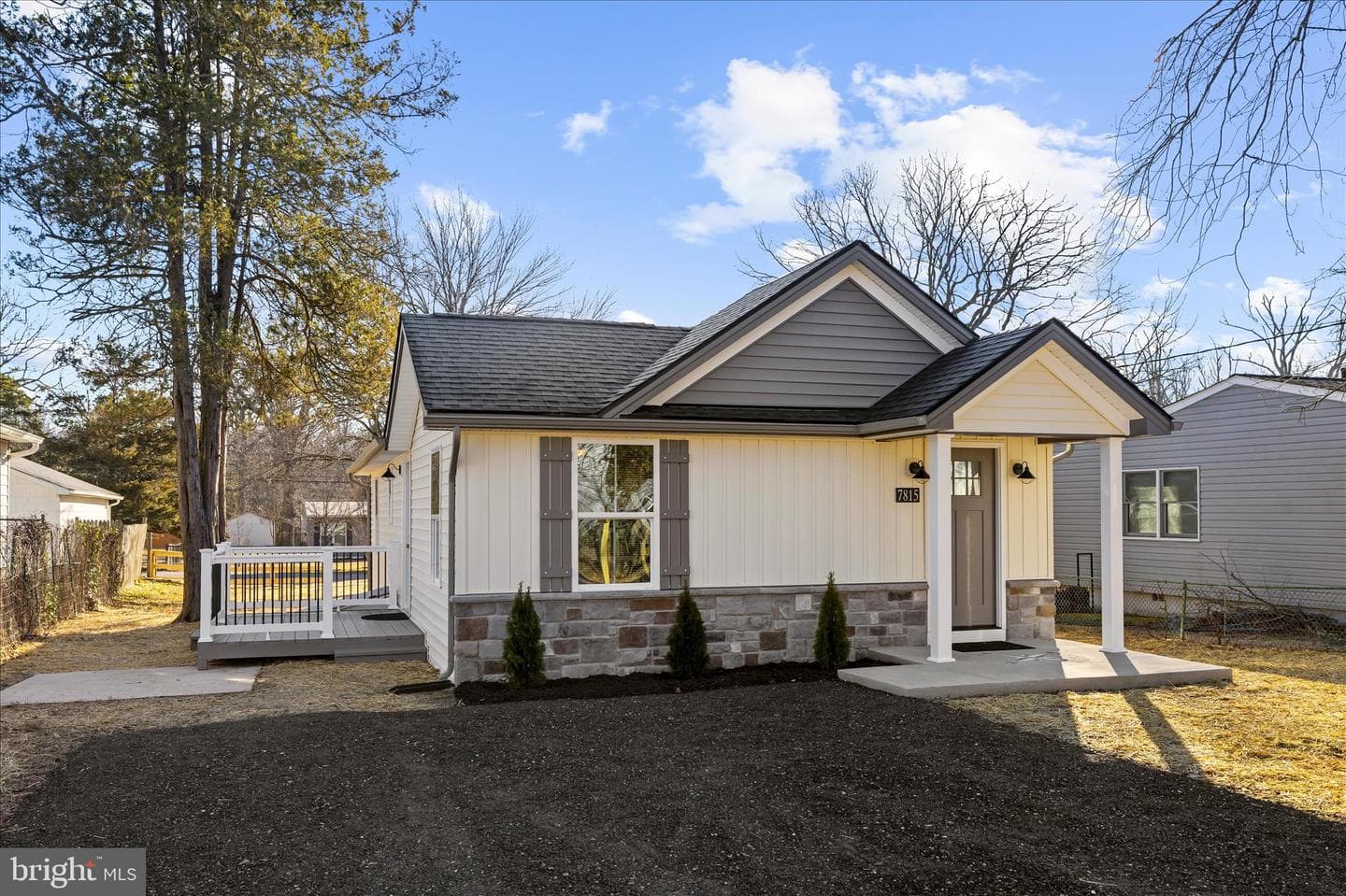7815 East Road photo 4