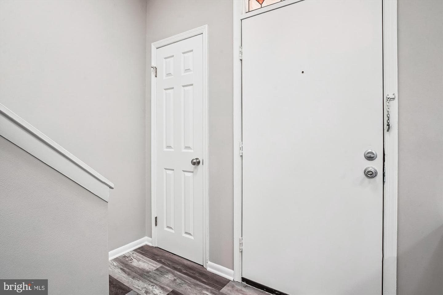 402 Cranes Roost Court photo 13