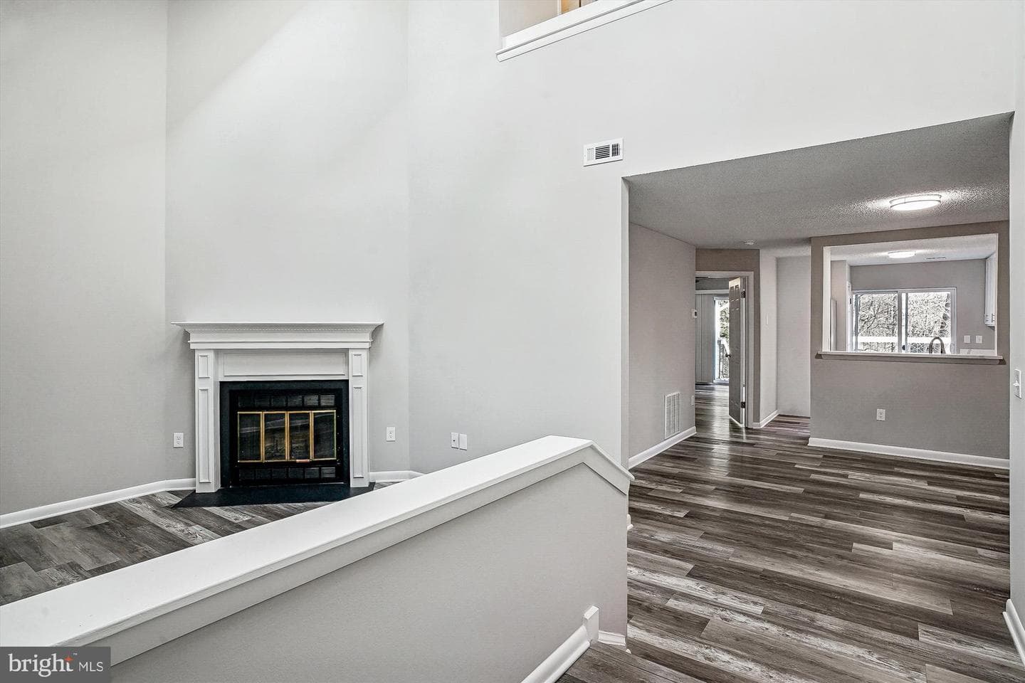 402 Cranes Roost Court photo 14