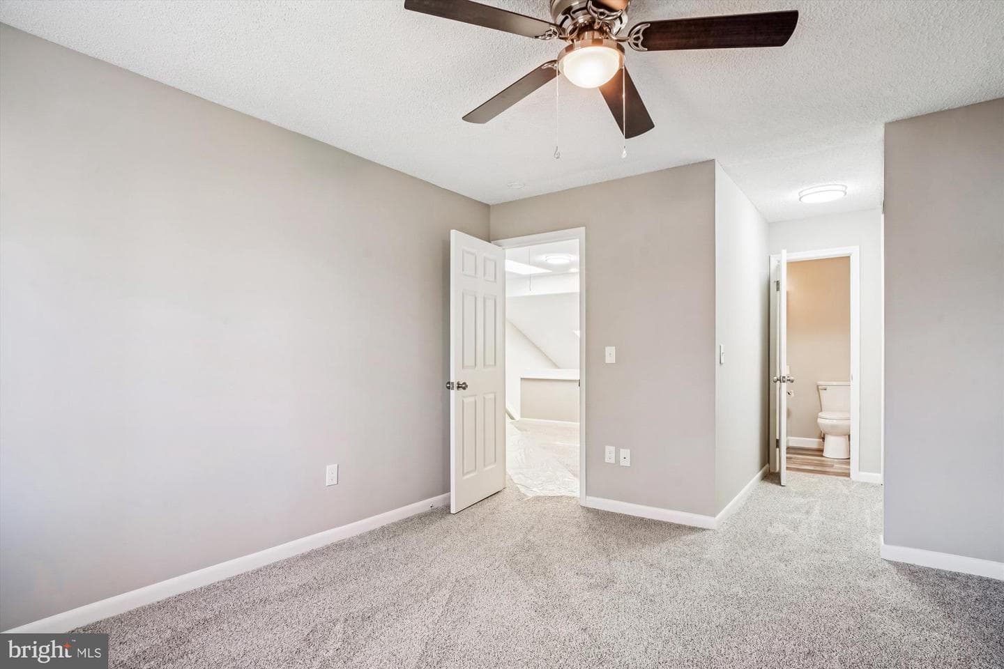 402 Cranes Roost Court photo 30