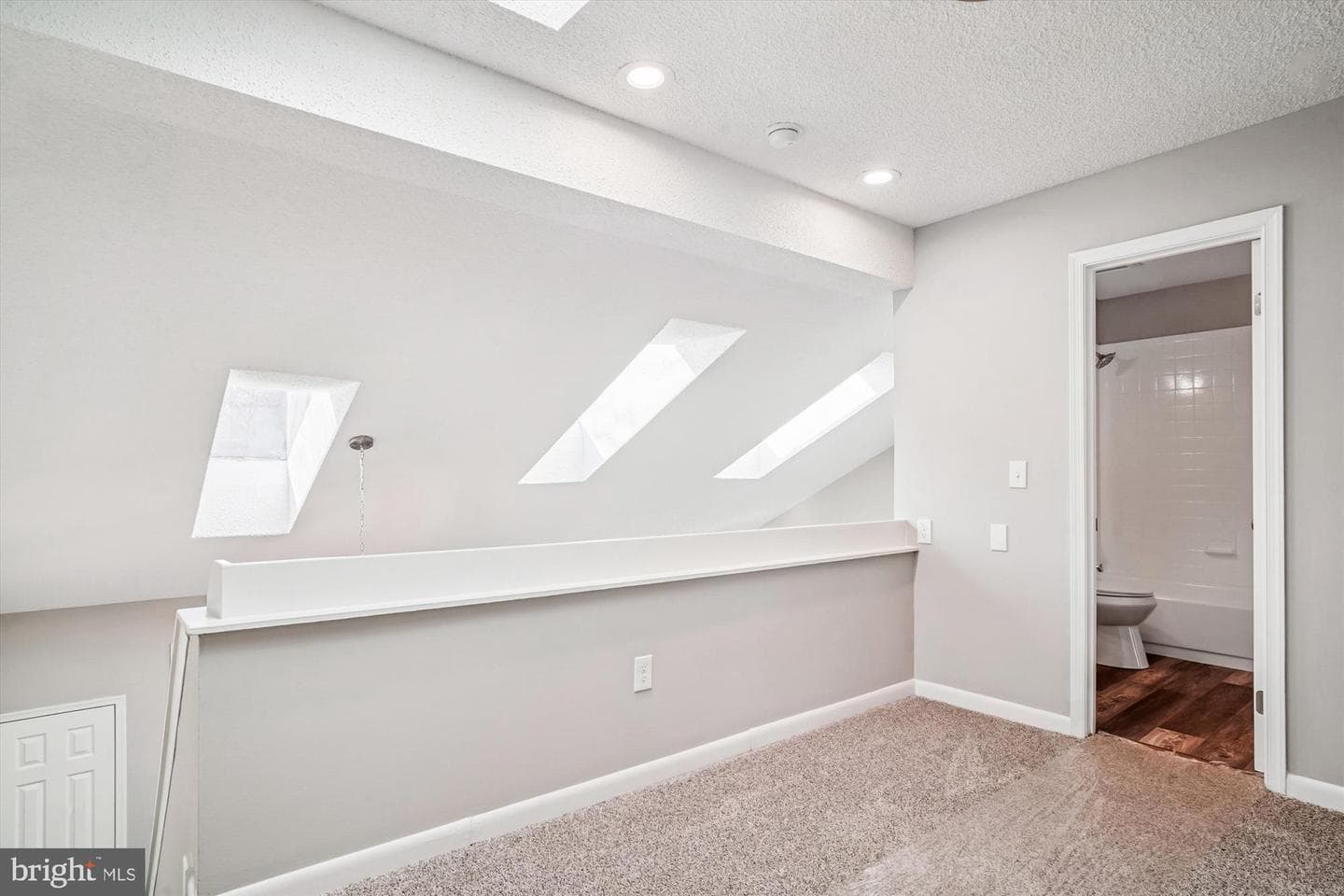 402 Cranes Roost Court photo 37