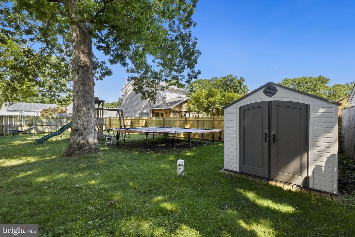 1635 Fairhill Drive photo 32