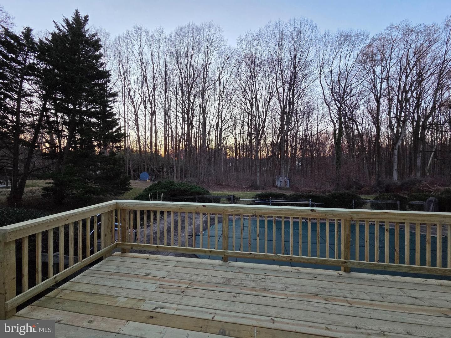 276 Southdale Court photo 15