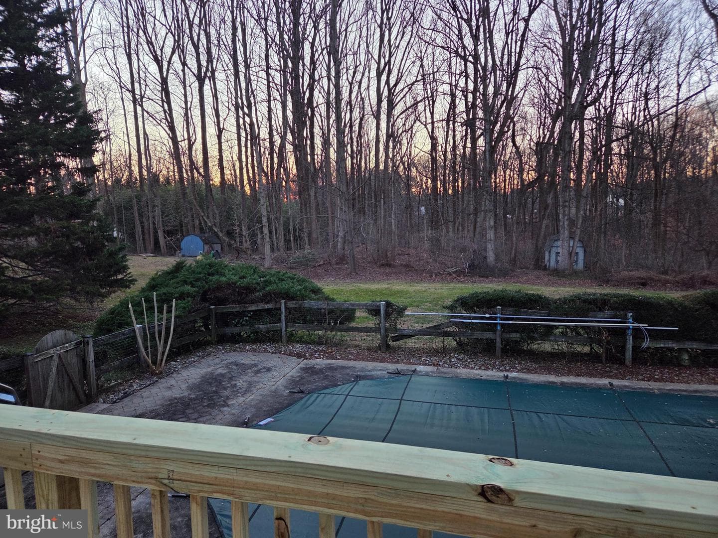 276 Southdale Court photo 34