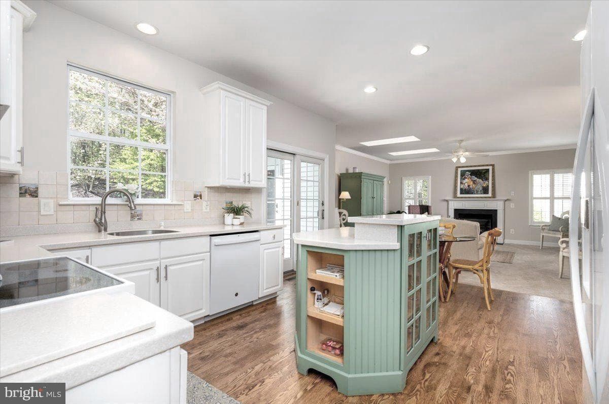 3227 Homewood Road photo 14