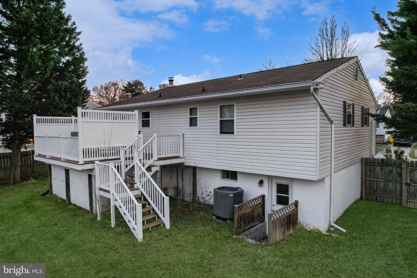 103 Andel Court photo 11