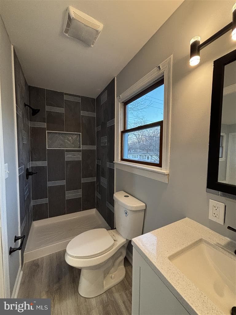 1079 Omar Drive photo 5