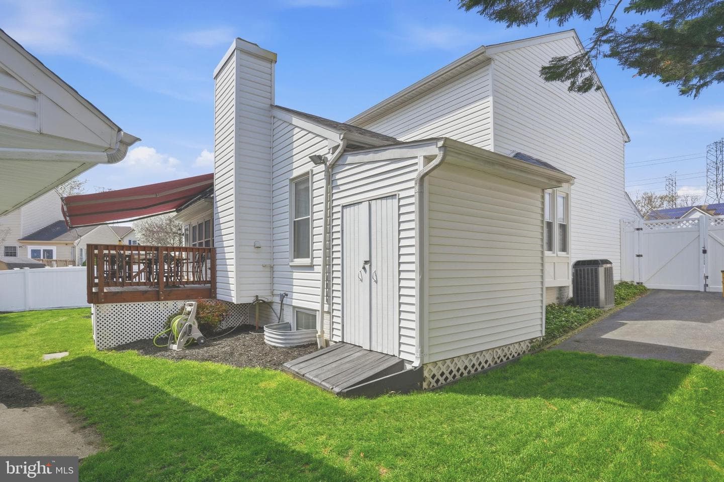 759 Sunnyfield Lane photo 38