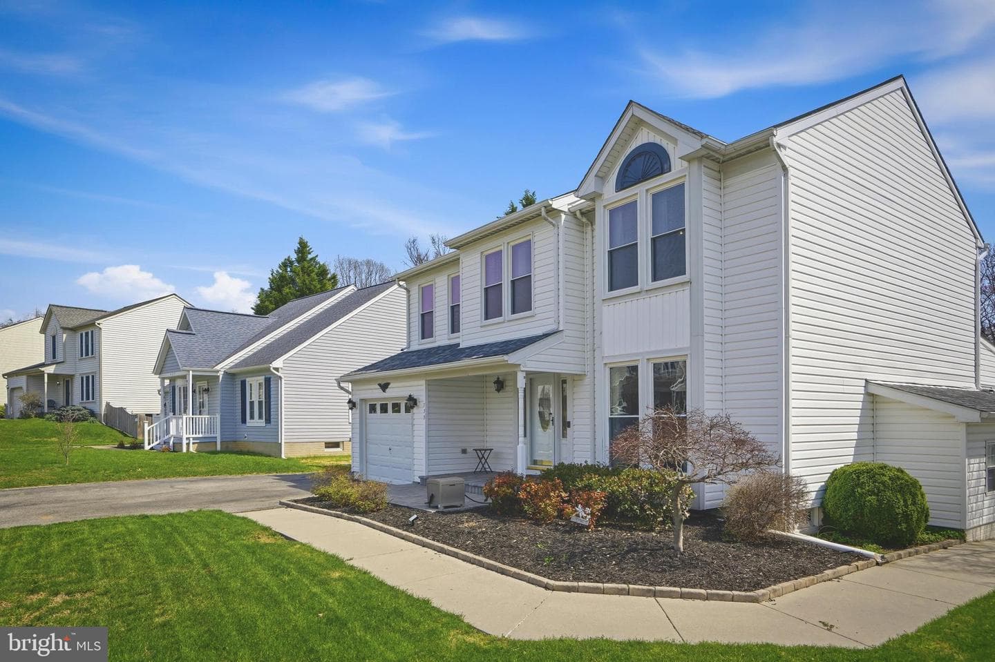 759 Sunnyfield Lane photo 41
