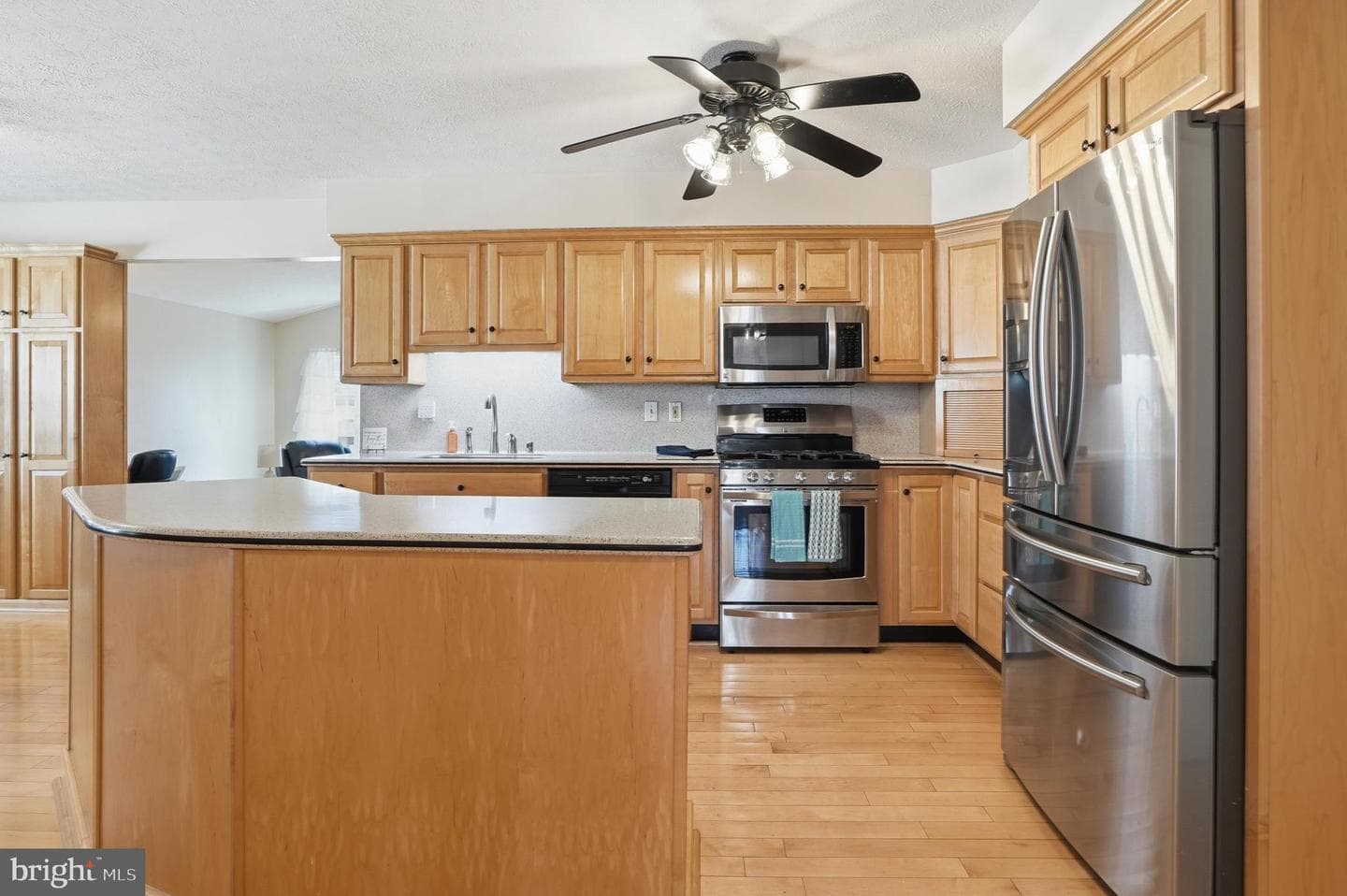 759 Sunnyfield Lane photo 7