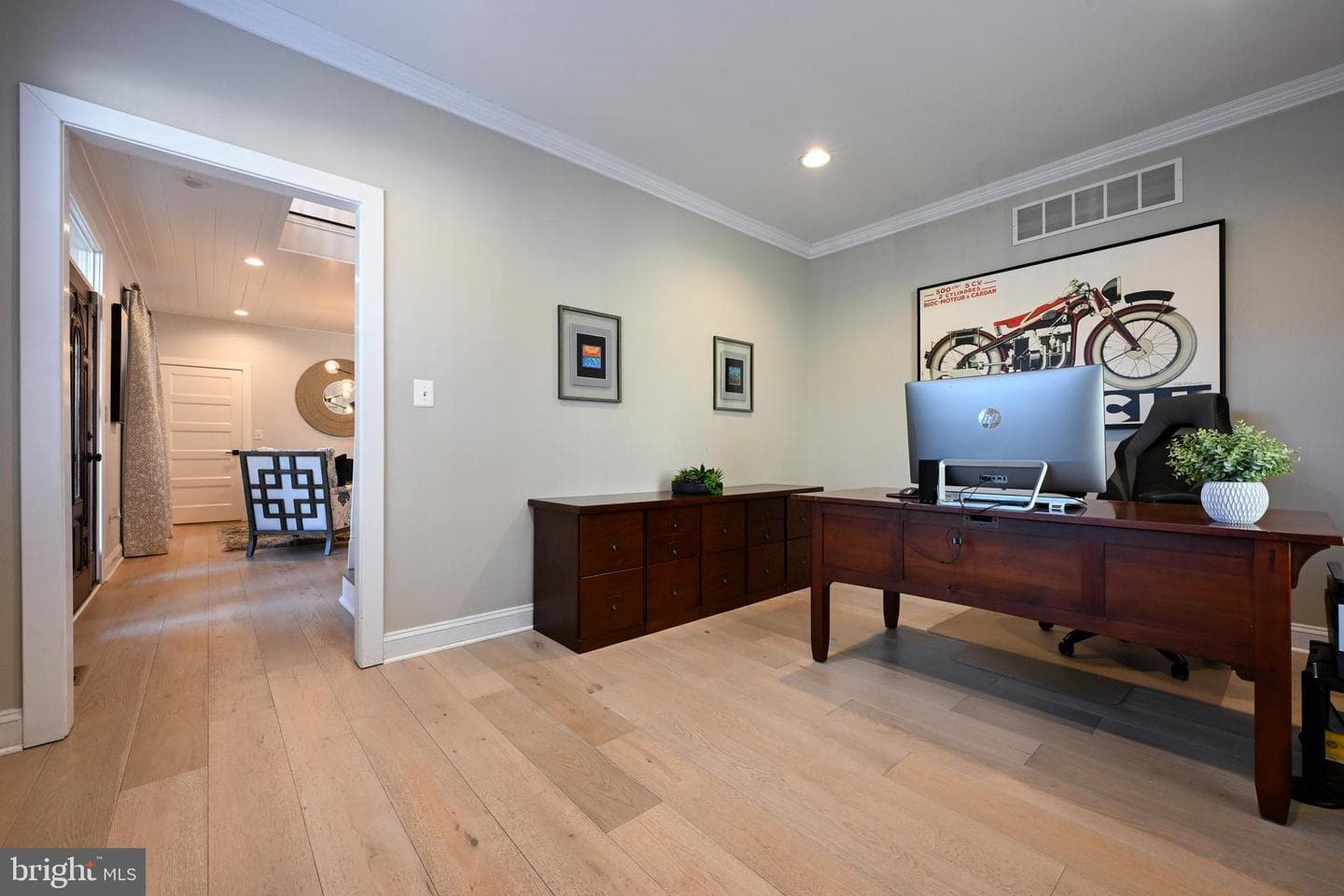 3590 S River Terrace photo 33