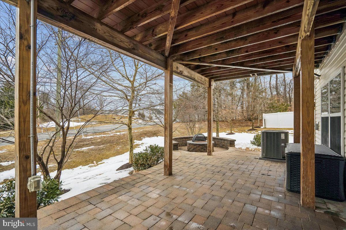8587 Crooked Tree Lane photo 28