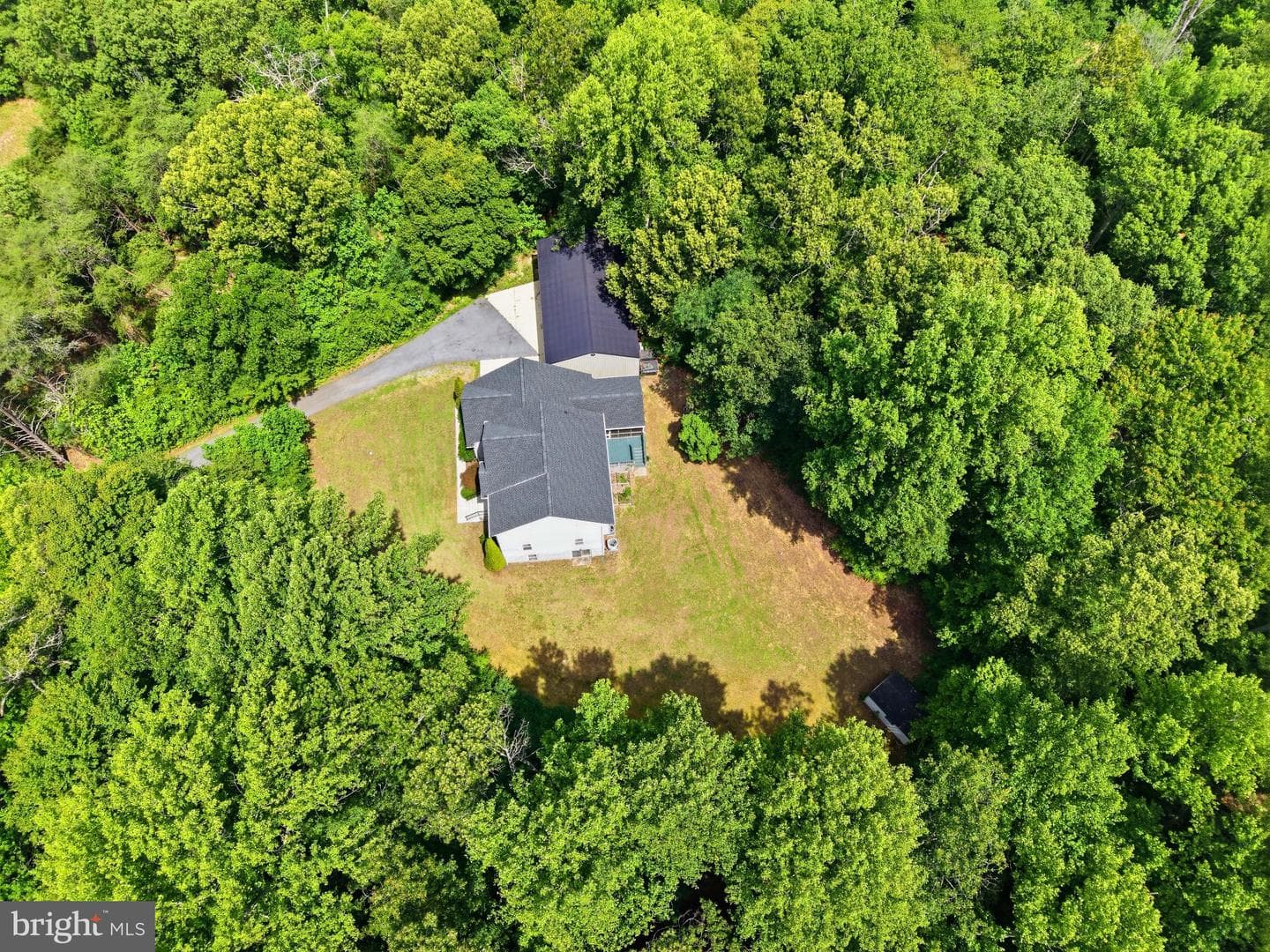 4695 Sands Road photo 3