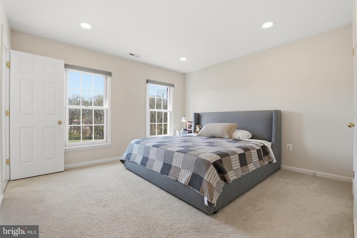 110 Westholme Lane photo 30