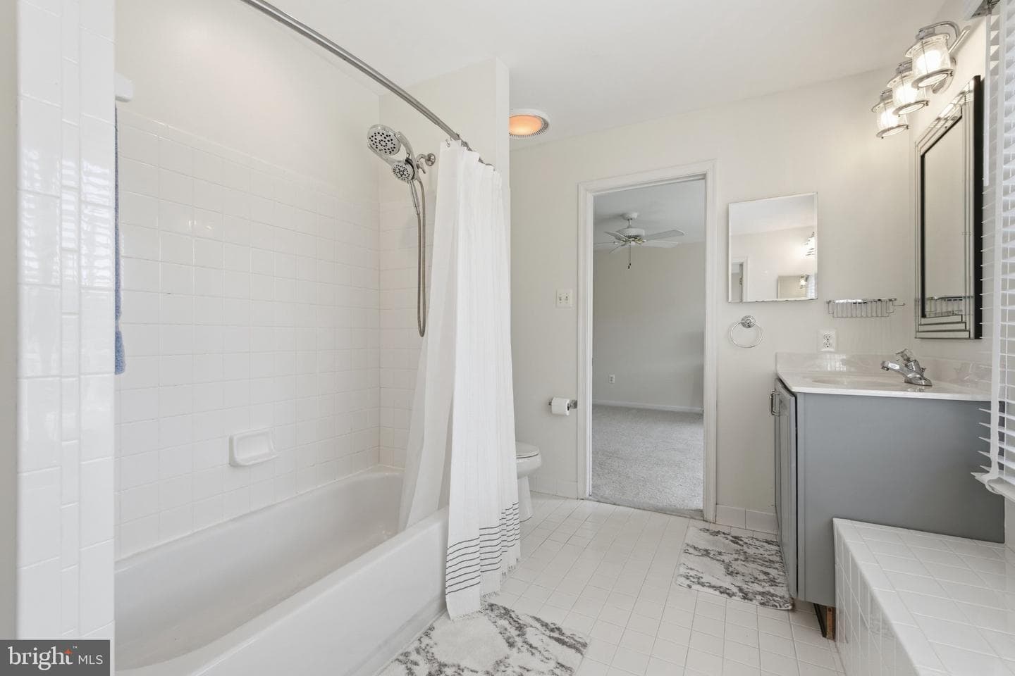 110 Westholme Lane photo 33