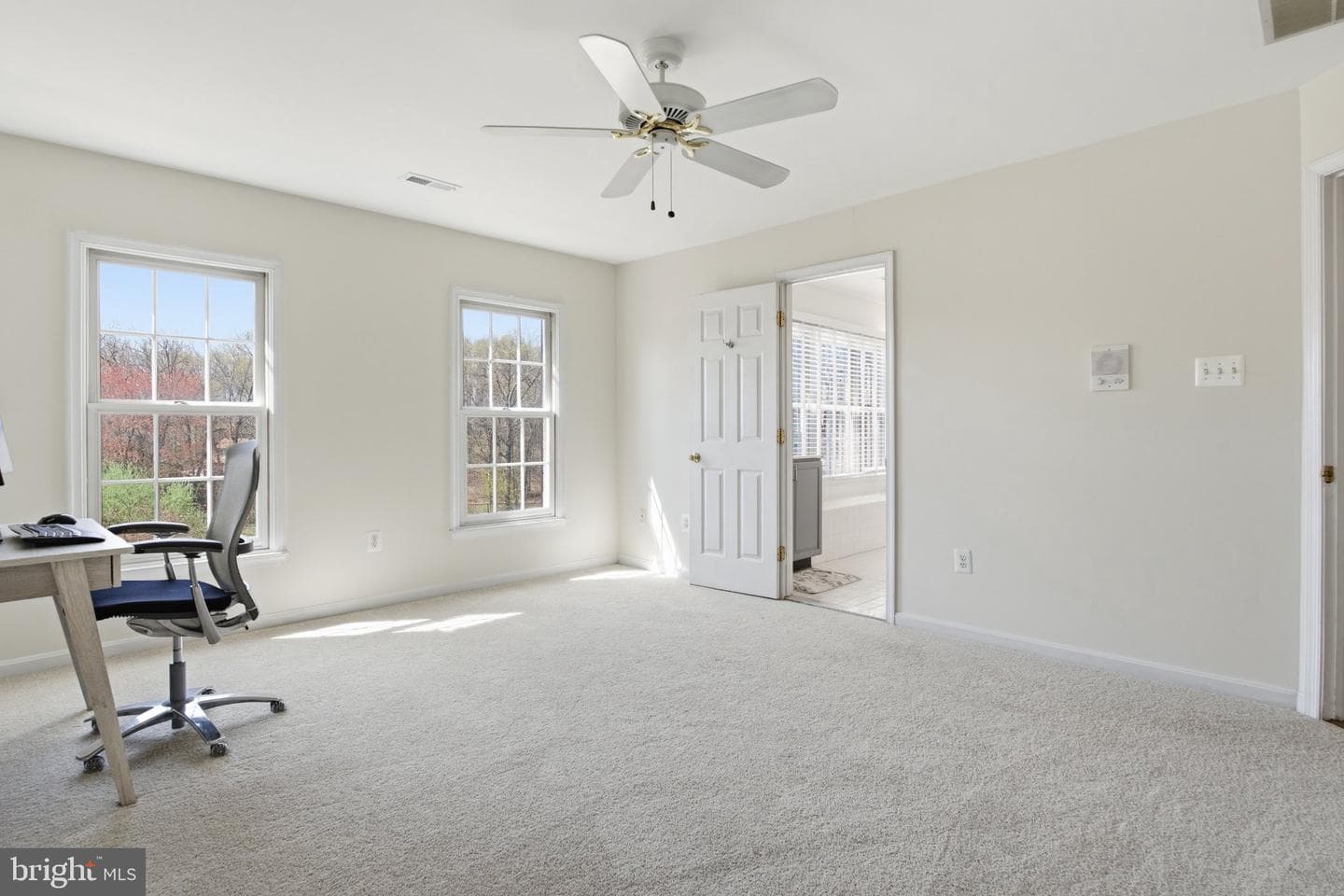 110 Westholme Lane photo 34