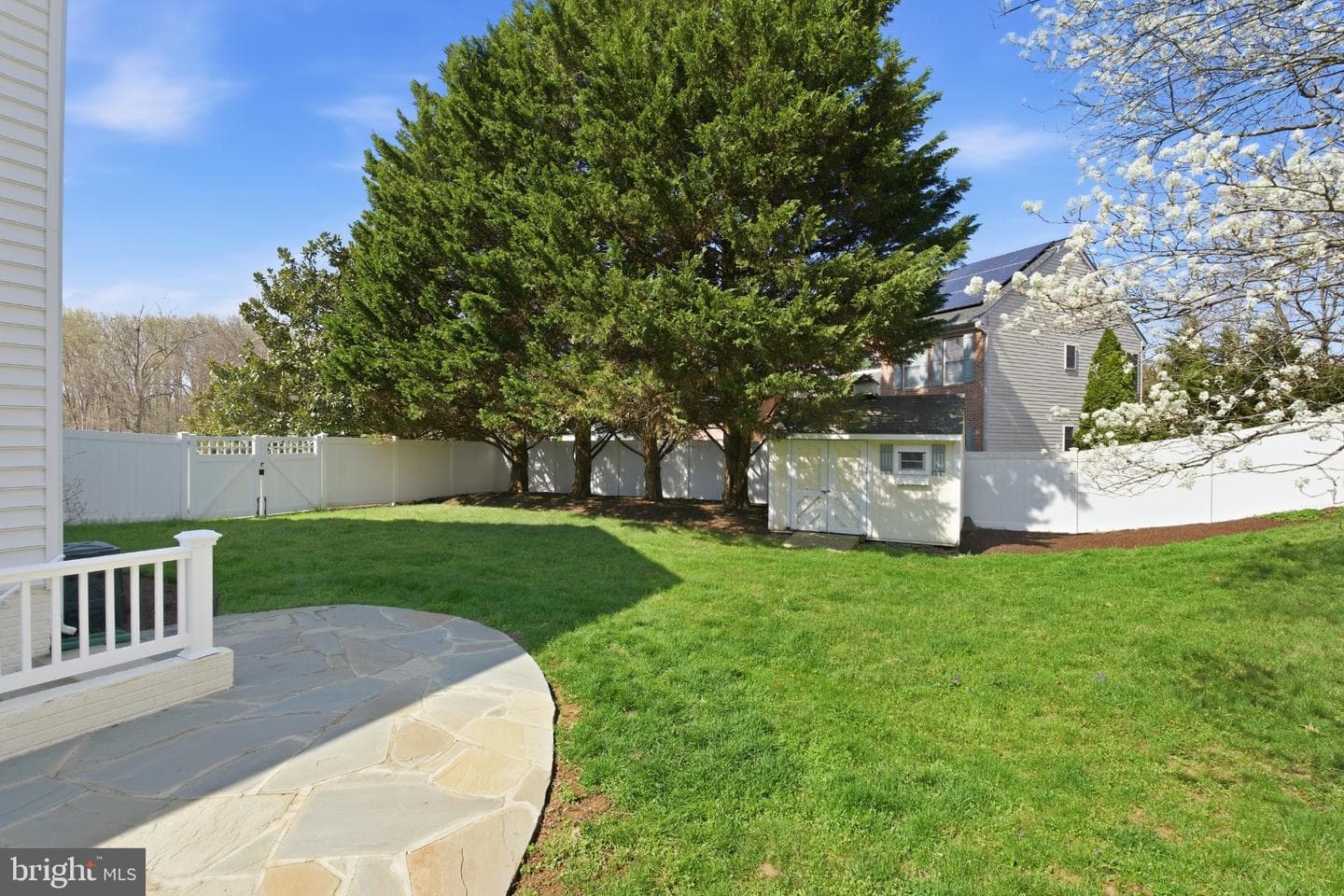 110 Westholme Lane photo 49