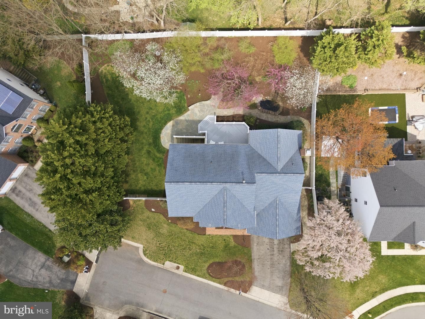 110 Westholme Lane photo 53