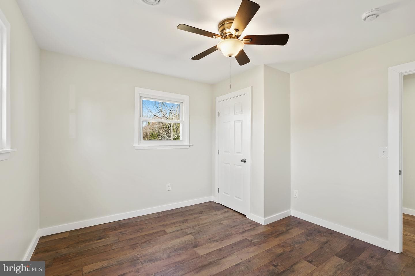 1546 Ridgely Drive photo 34