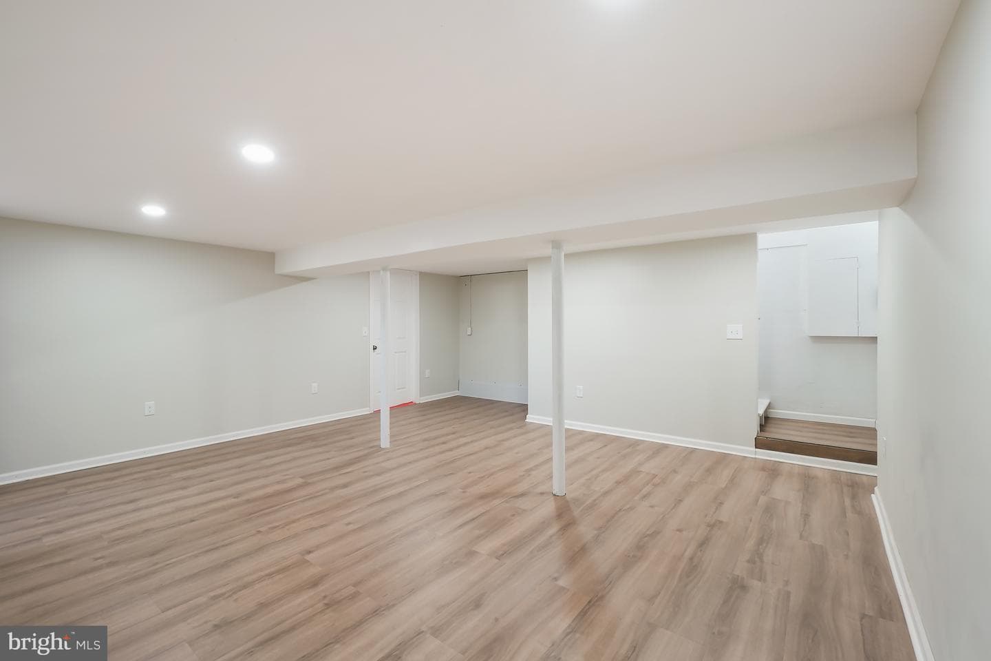 1546 Ridgely Drive photo 36