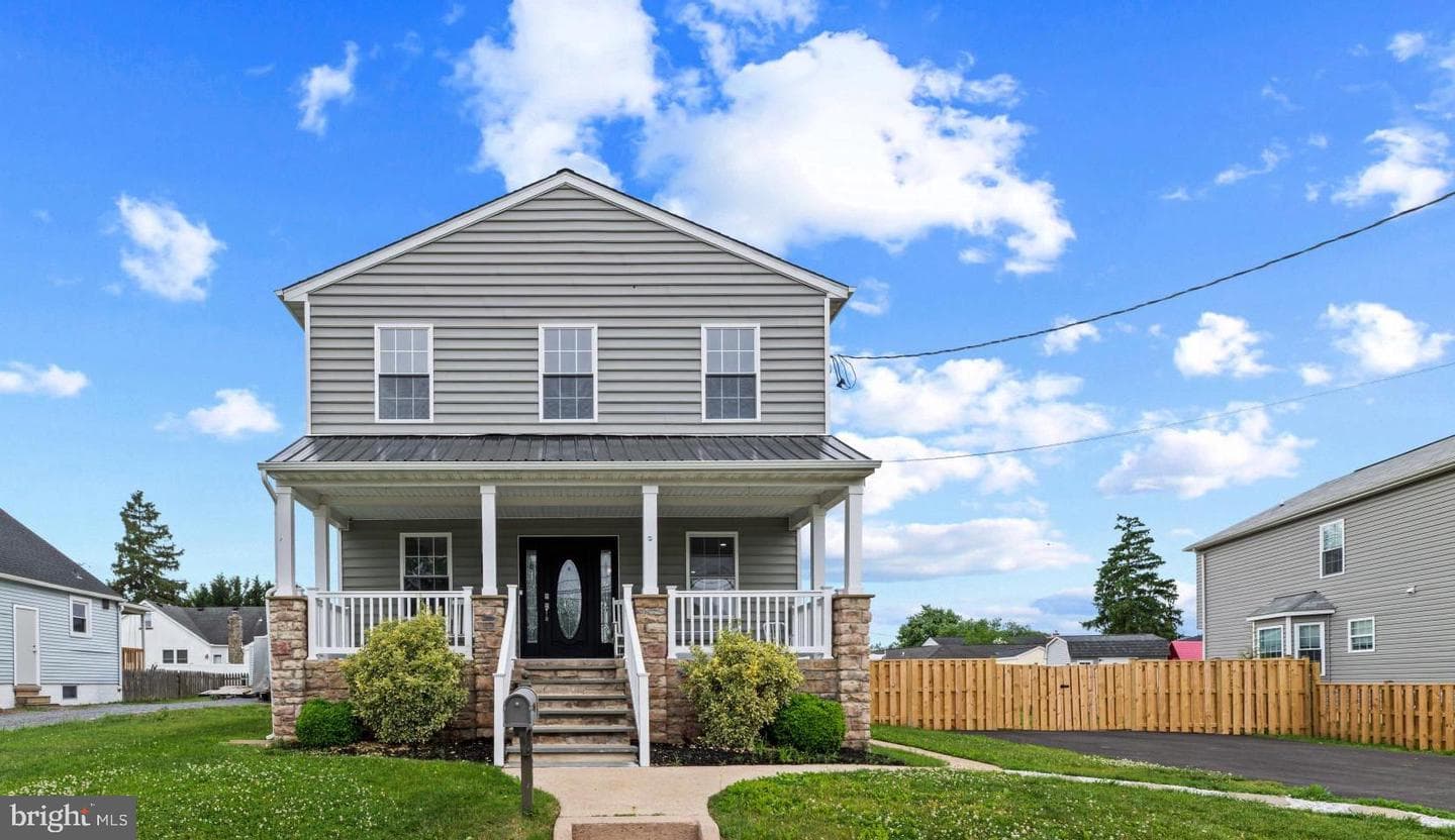 8424 Smallwood Court, Pasadena