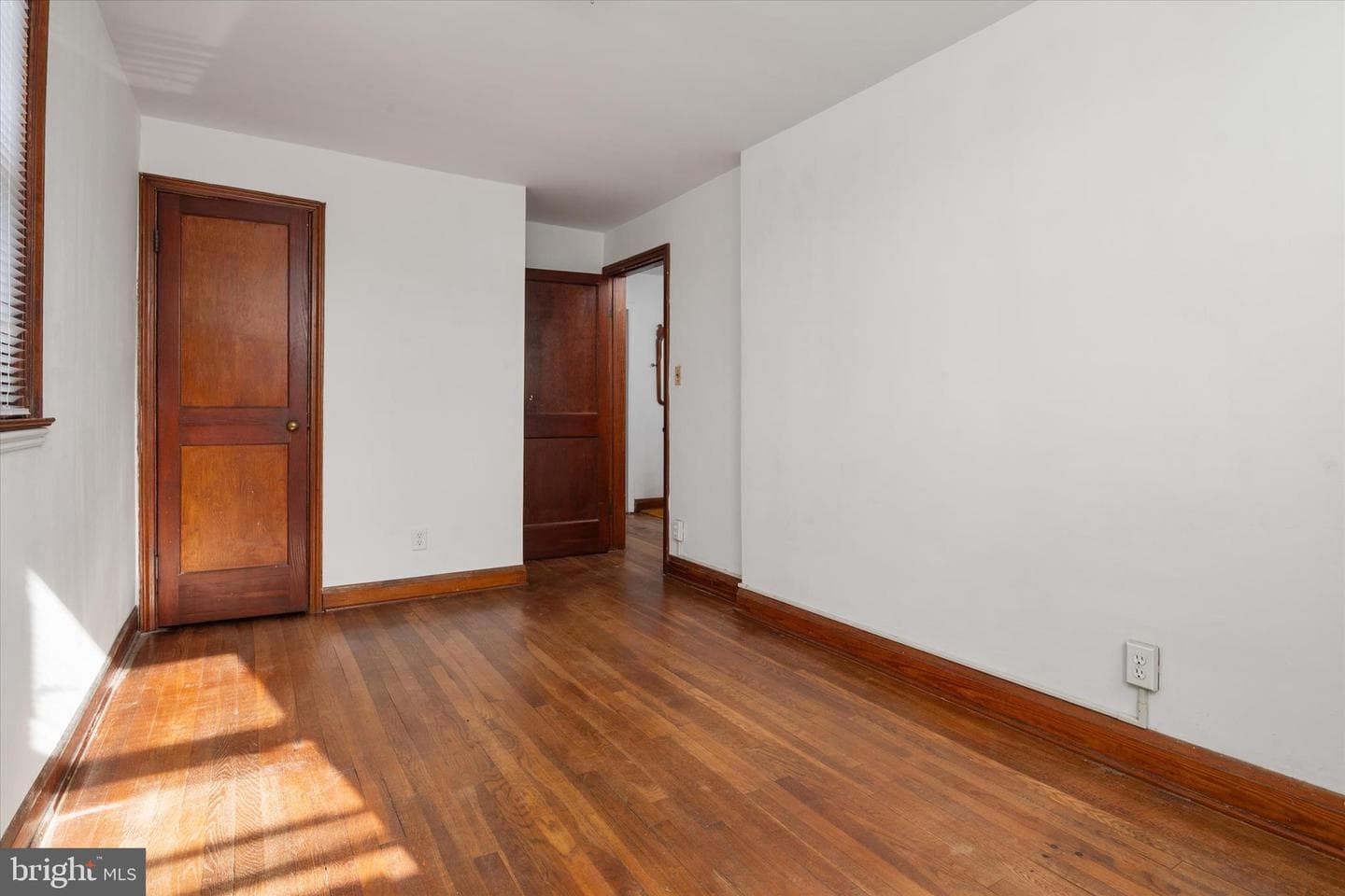 336 Arden Road W photo 16
