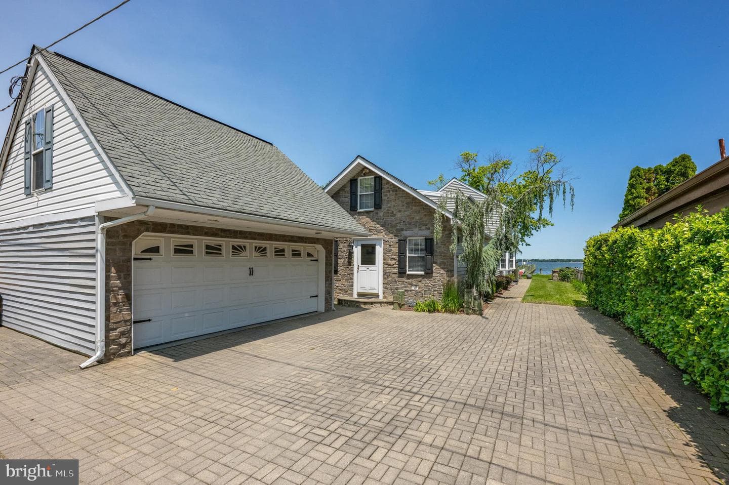 3685 1st Avenue photo 4