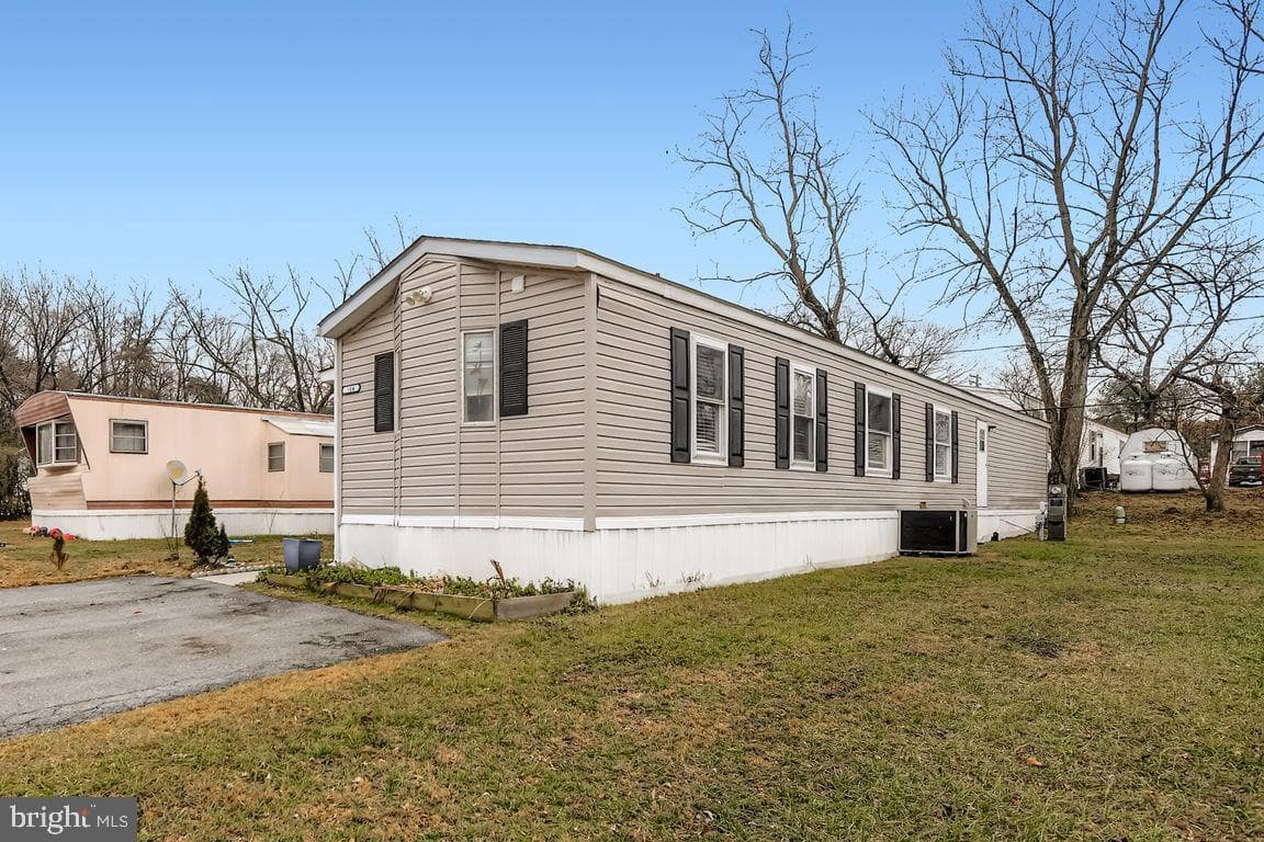 7810 Clark Road #d-64 photo 4