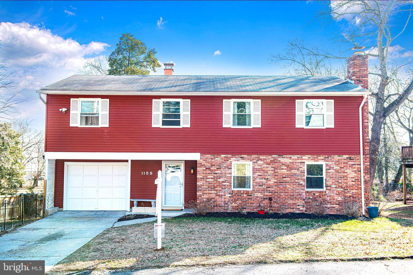 1155 Bayview Vista