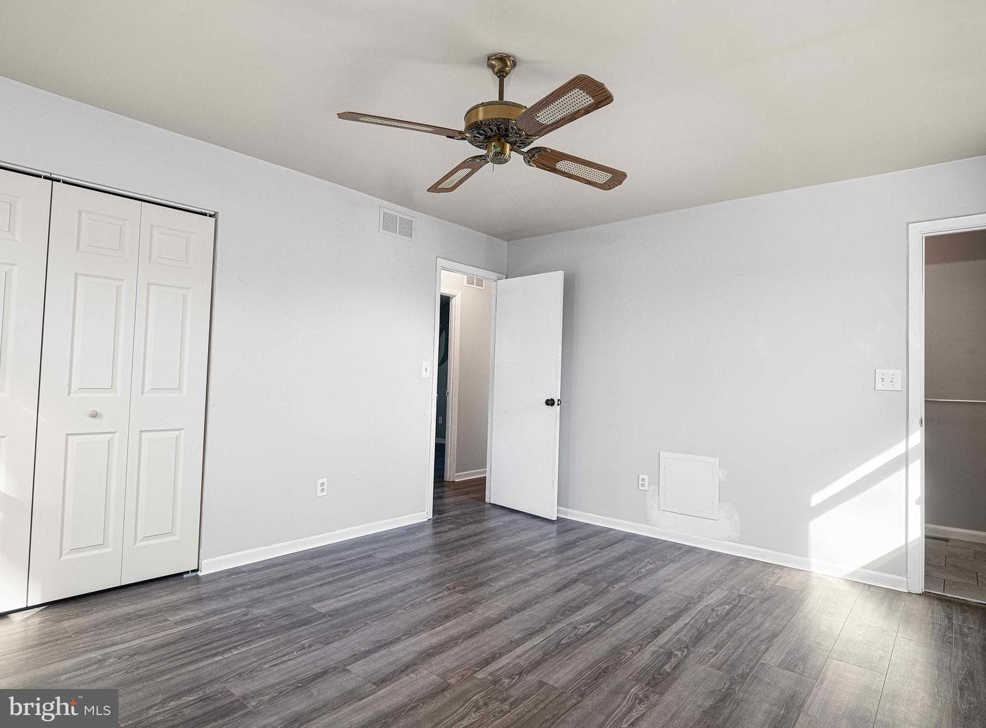 1155 Bayview Vista photo 18