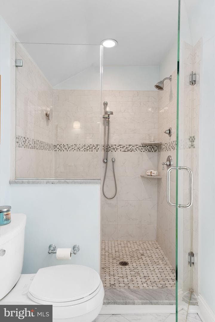 244 Puritan Place photo 43