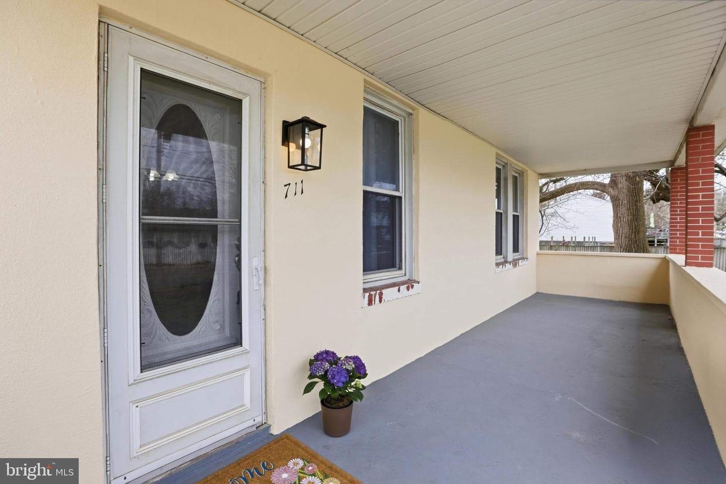 711 Wellham Avenue photo 3