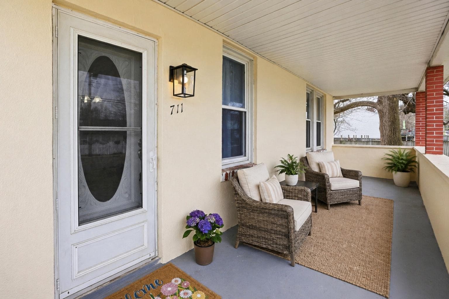 711 Wellham Avenue photo 4