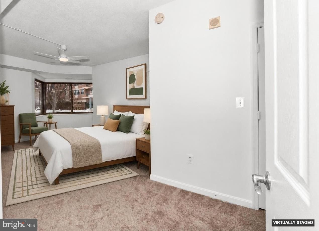 940 Astern Way #102a photo 3