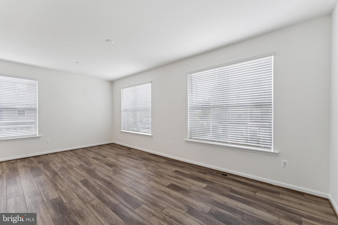 225 Jenkins Way photo 10