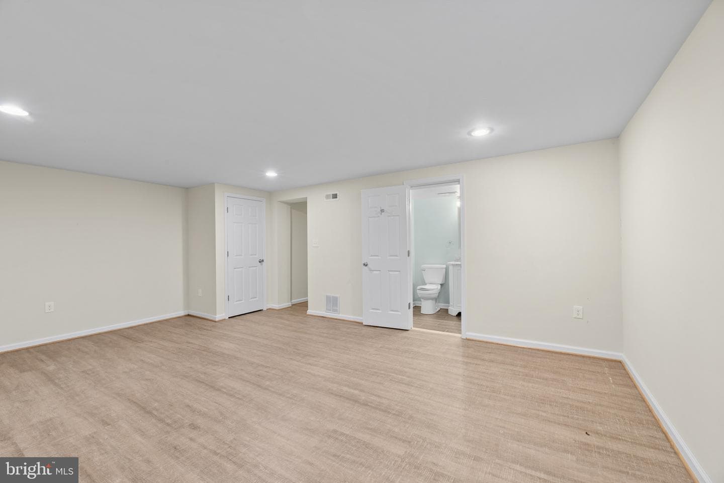 8556 Kim Marie Court photo 24
