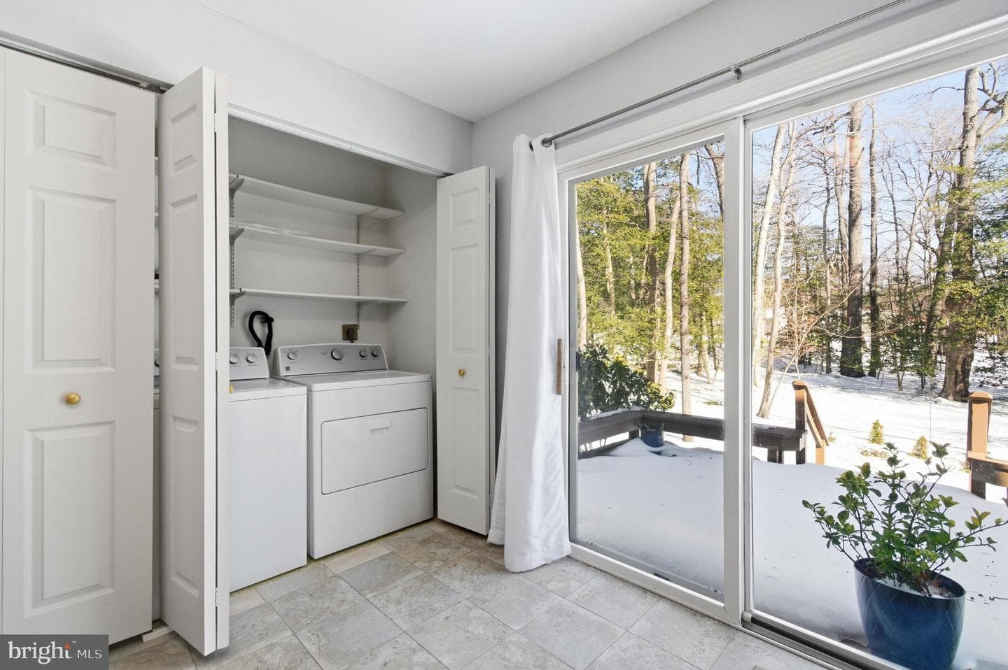 2568 Glen Cove photo 23