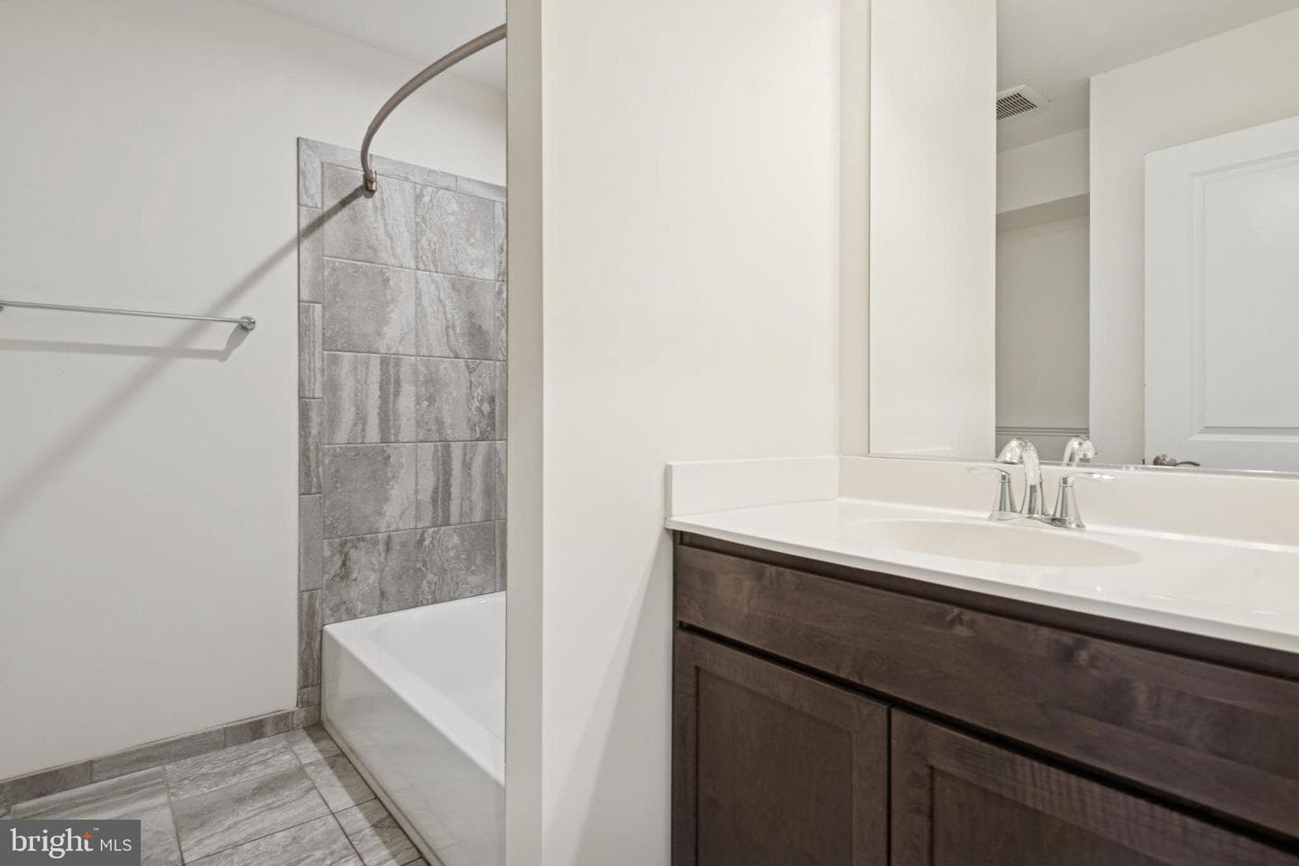 7830 Wolf Run Lane photo 29