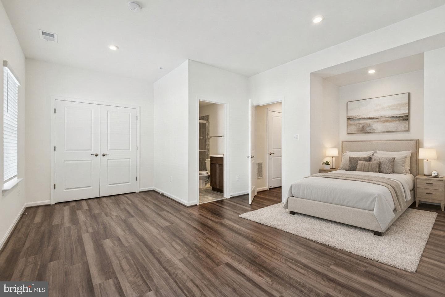 7831 Wolf Run Lane photo 28