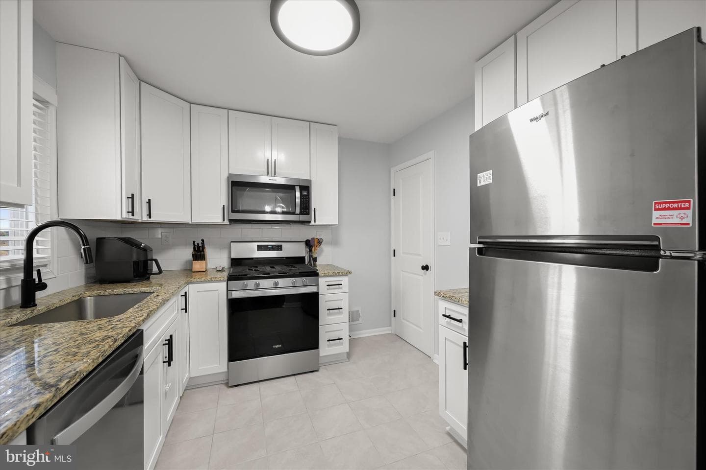 413 Elm Avenue photo 11