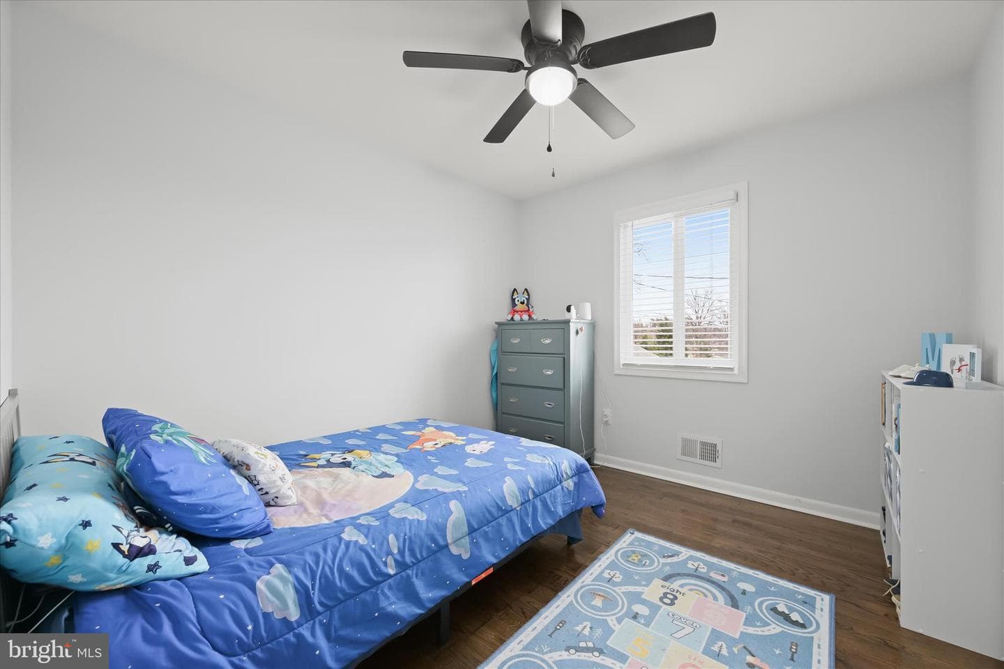 413 Elm Avenue photo 22
